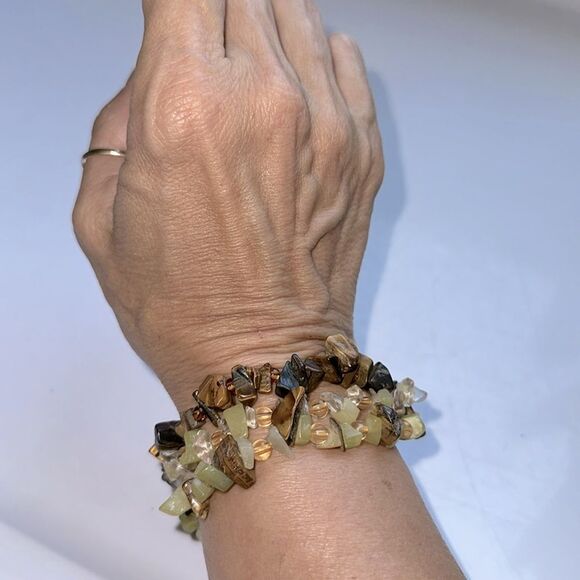 PJ 1974  Brown, Light Green & Amber Strand Stone Beaded Stretch Bracelet - Picture 6 of 6